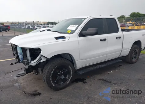 2023 Ram 1500 Tradesman 4X4 6'4 Box z USA, uszkodzony, nr VIN 1C6RRFCG0PN671343